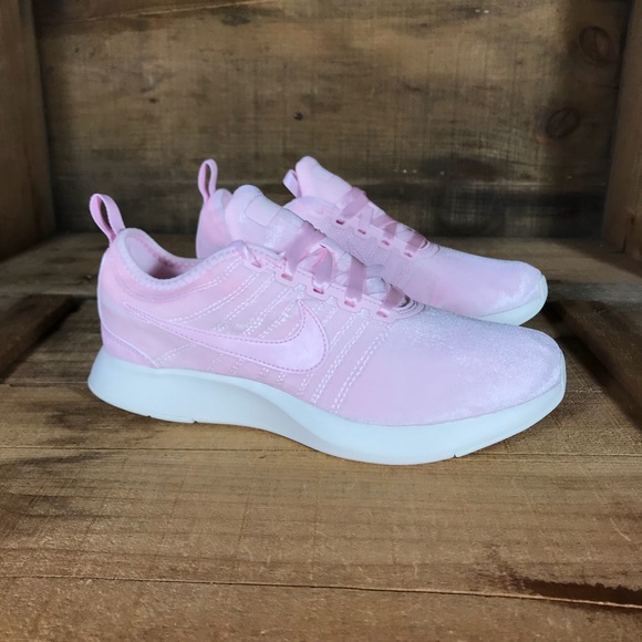 nike dualtone racer women's pink